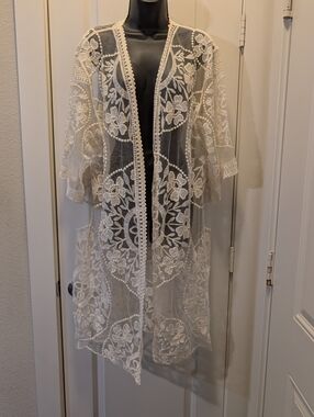 Cream Sheer & Lace Boutique Duster